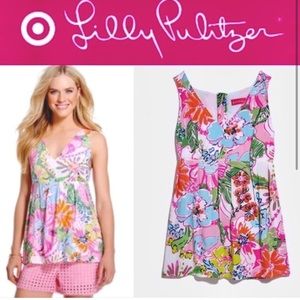 Lilly Pulitzer for Target  top shirt blouse in nosey posey. Size is XL.